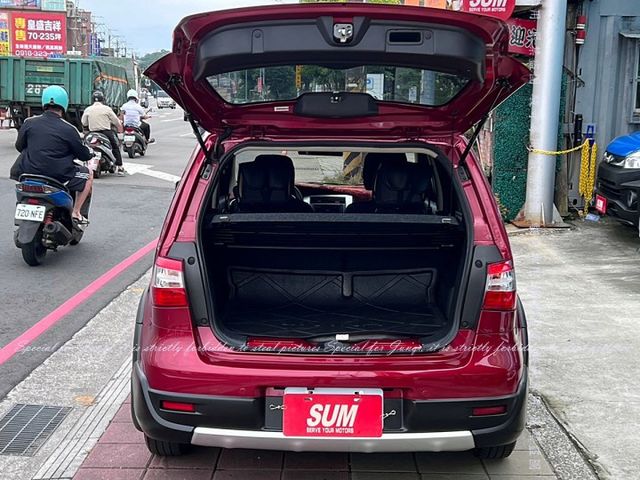 房車大空間，省油省稅金  第9張相片