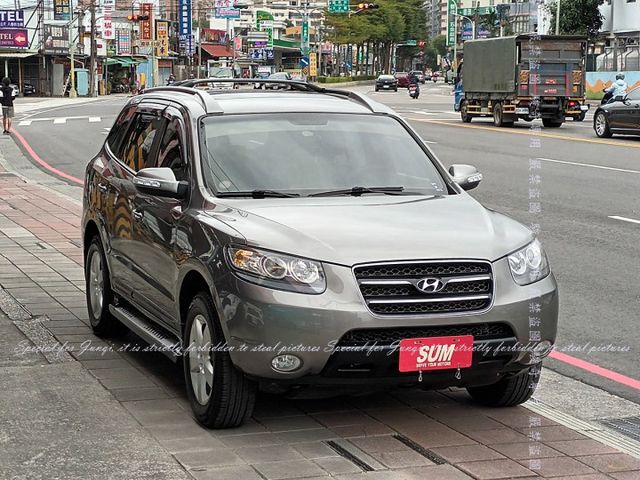 只跑13萬多公里，5+2人座，天窗，車頂行李架  第13張相片