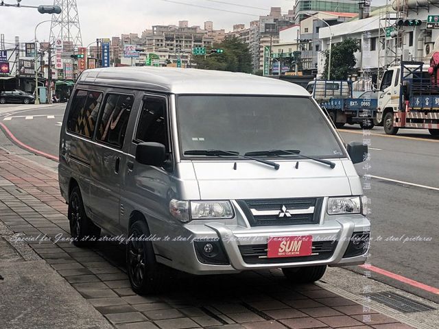 8人座，只跑11萬多公里  第13張相片