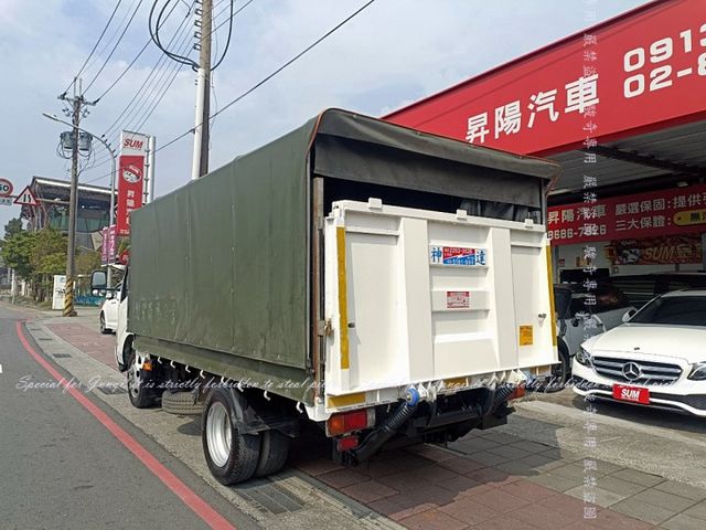 升降篷、尾門  第10張相片