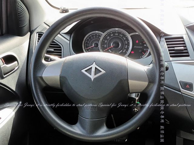 高CP值的客貨兩用車，年份新，價格與同級車款便宜  第4張相片