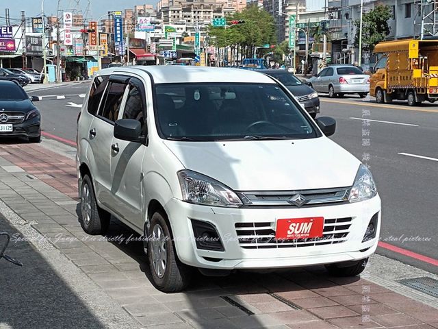 高CP值的客貨兩用車，年份新，價格與同級車款便宜  第12張相片