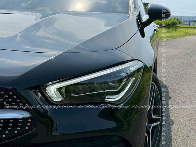 正2020年款CLA250 AMG，超低里程3萬多公里，3眼多光束，22p智能駕駛，歐規  第8張相片