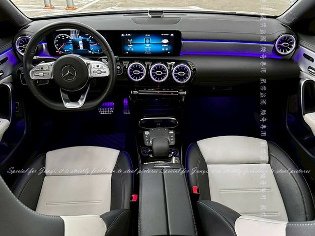 正2020年款 CLA250 AMG 低里程7萬公里 3眼多光束 22p智能駕駛 歐規  第8張相片