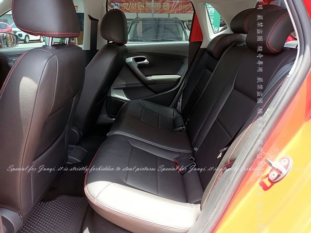 只跑6萬多公里，全安性都會型小車  第7張相片