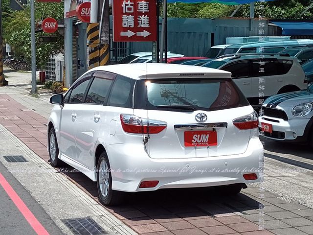 只跑11萬多公里，HID，免鑰匙啟動  第16張相片