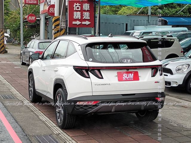 只跑2仟多公里，油電版超省油  第19張相片