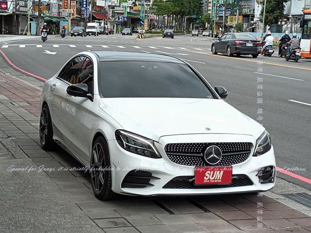 只跑5萬多公里，跟車系統，全景天窗，柏林之音，環景系統  第17張相片