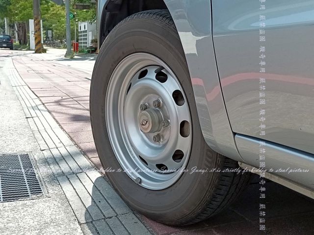 年份新，價格便宜，賺錢好幫手  第9張相片