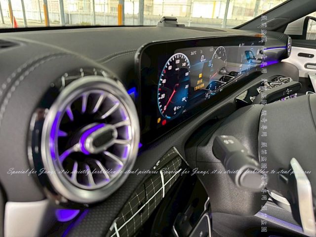 3眼智能多光束頭燈 AMG 歐規 低里程  第5張相片