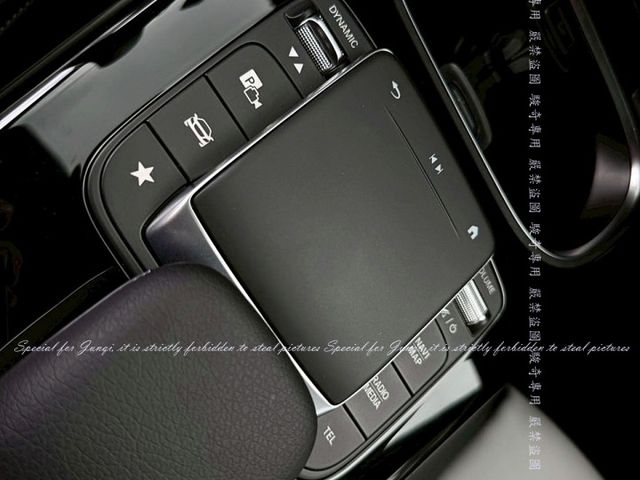 3眼智能多光束頭燈 AMG 歐規 低里程  第6張相片