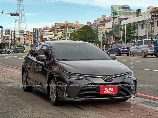 只跑3萬多公里，油電尊爵版  第1張相片