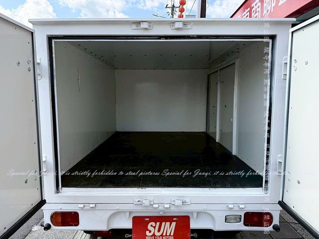 貨車斗，只跑12萬多公里  第9張相片