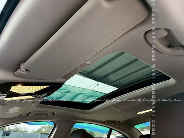 新車價300多萬，252hp  第13張相片