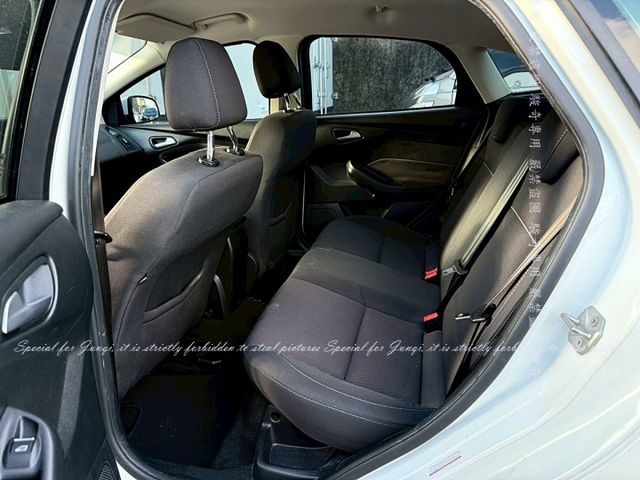 CP值高的5門掀背車  第3張相片