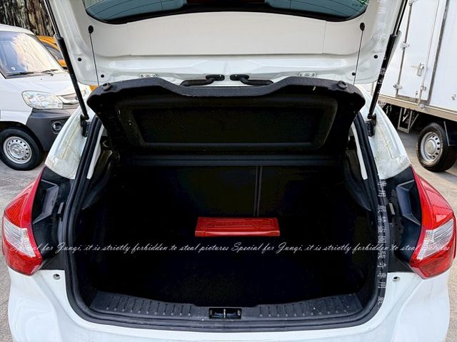 CP值高的5門掀背車  第11張相片