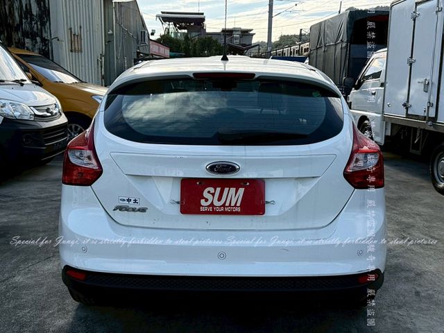 CP值高的5門掀背車  第14張相片