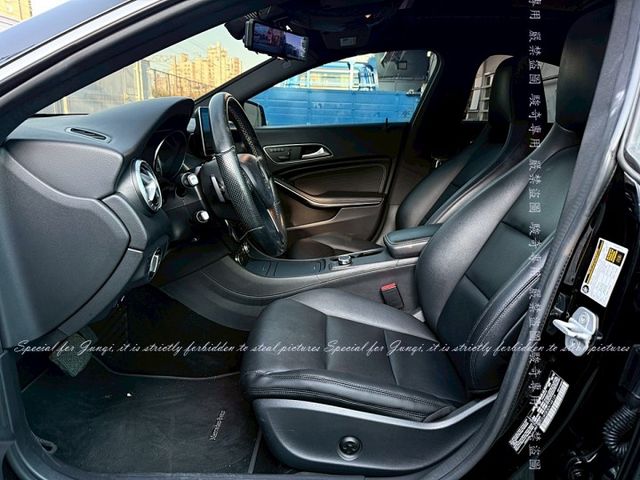 全景天窗，跟車，安卓機，只跑10萬多公里  第2張相片