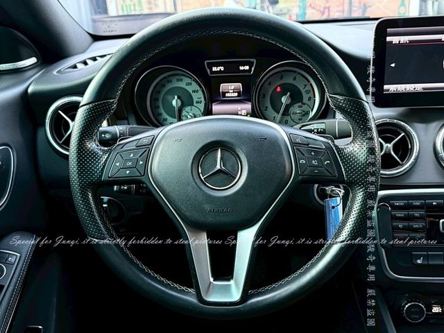 全景天窗，跟車，安卓機，只跑10萬多公里  第4張相片