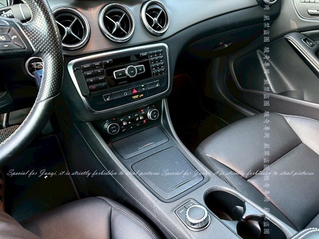 全景天窗，跟車，安卓機，只跑10萬多公里  第14張相片