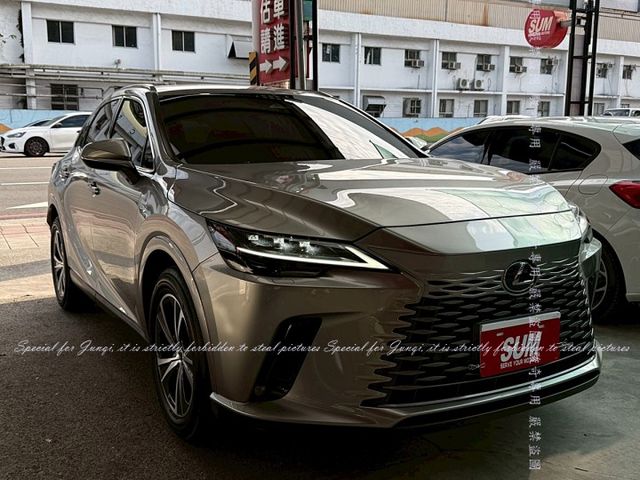 只跑1萬多公里  第1張相片