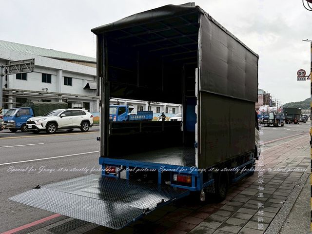 11.5呎，尾門，升降篷  第11張相片