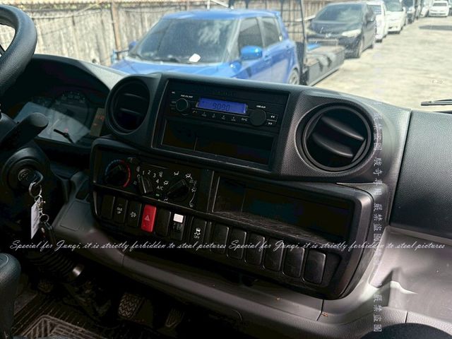 只跑1仟多公里，尾門  第6張相片