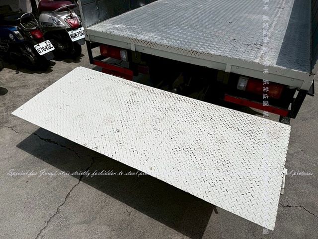 只跑1仟多公里，尾門  第9張相片