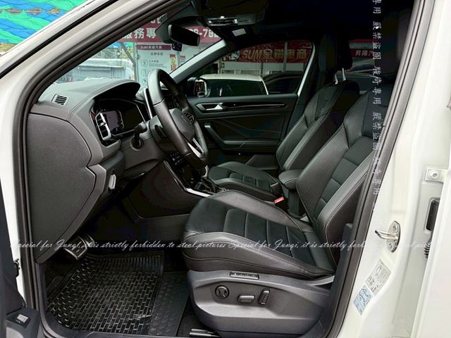 R-Line版，只跑3萬9仟多公里  第2張相片