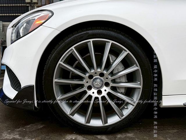 全景天窗，只跑12萬多公里  第16張相片