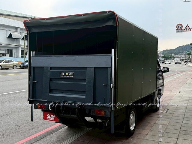 升降篷，升降尾門  第14張相片