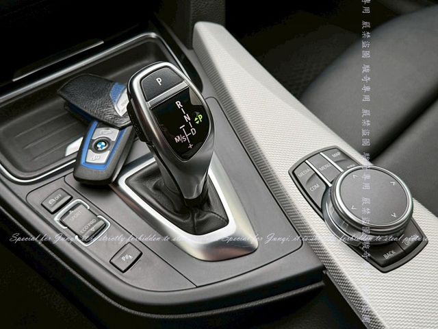 2015年 328GT 升級全液晶儀表 原廠id6.0版本 無線carplay M版本 市場少有  第9張相片