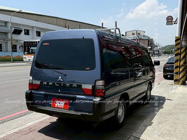 自排，只跑1萬多公里，車頂置放架  第20張相片