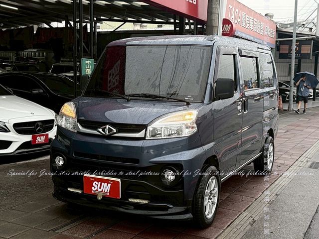 自排，8人座  第18張相片