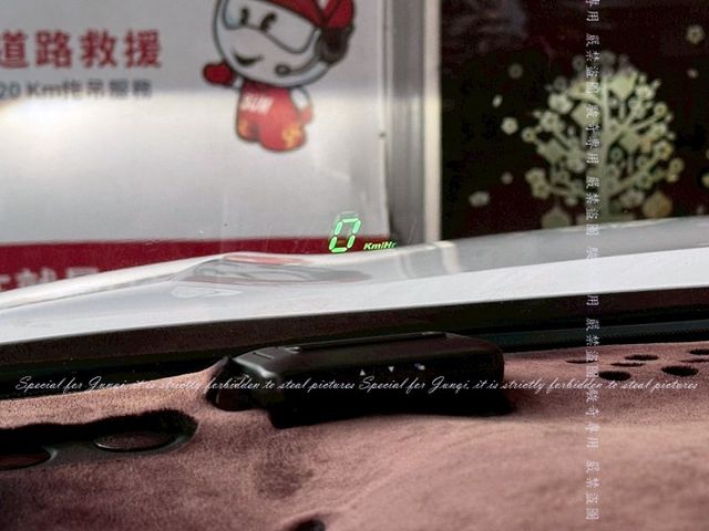 限量版、雙配色、黑鋁圈、LED，免鑰匙，環景，恆溫  第12張相片
