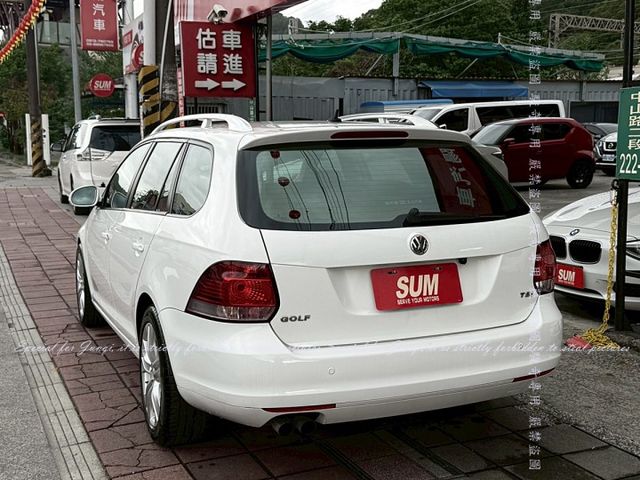 只跑7萬多，旅行車，安卓機，市場稀缺，前車主忍痛割愛  第16張相片
