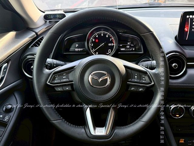 跟車系統、盲點系統、抬頭顯示、CarPlay  第4張相片