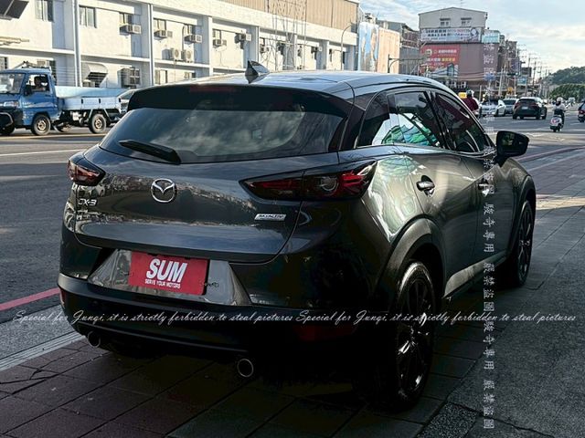 跟車系統、盲點系統、抬頭顯示、CarPlay  第19張相片