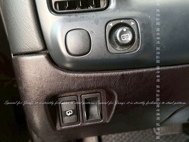代步車，出遊都方便，很便宜，大空間，載東西工具都很好用  第8張相片