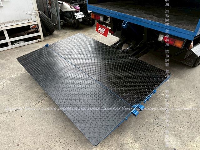 只跑13萬多公里，升降尾門  第11張相片