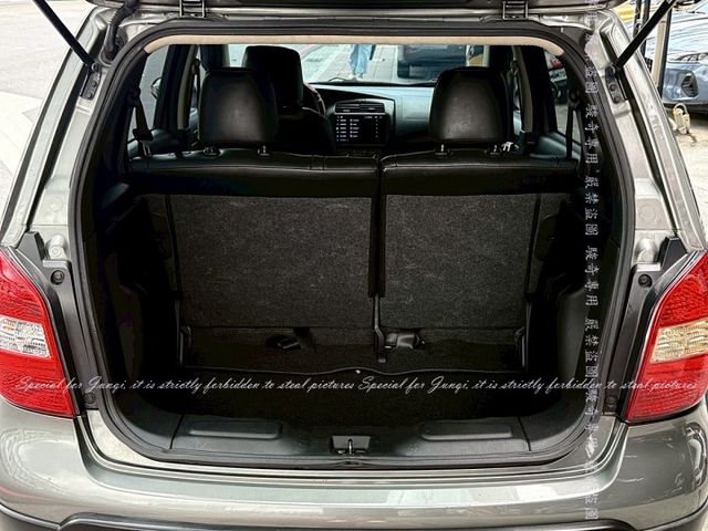 便宜代步車，小車大空間  第8張相片