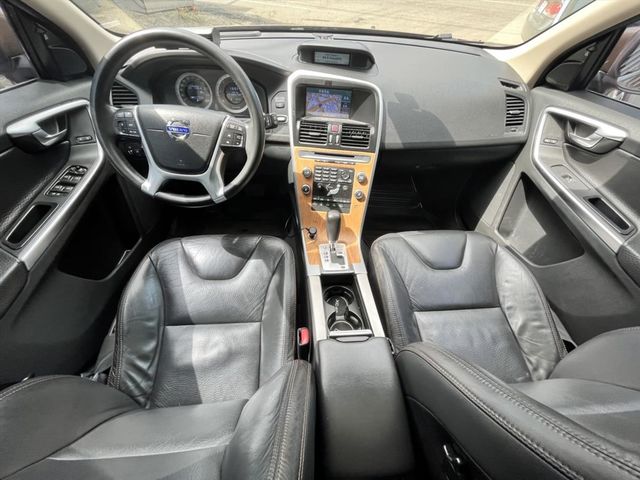 VOLVO XC60  第7張相片