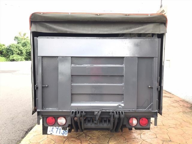 加裝電動升降帆。加裝雙芯大尾門  第8張相片