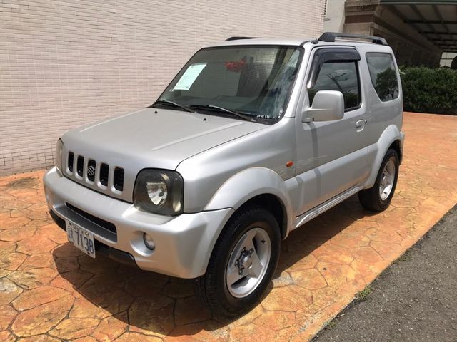 省油都會4WD  小休旅車。  第1張相片