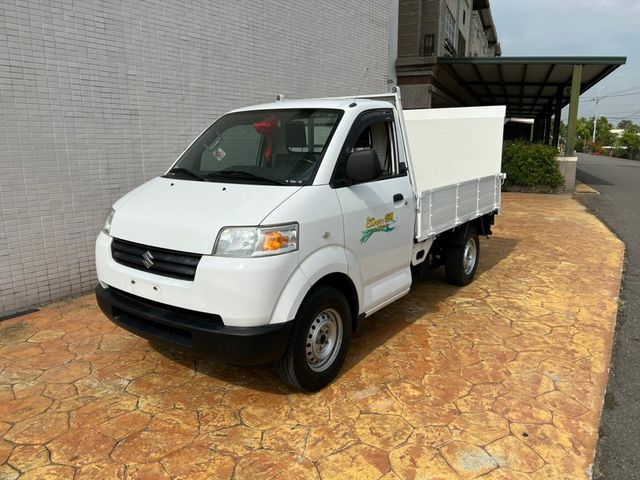 新款引擎1.6cc更有力.加裝電動大尾門  第1張相片