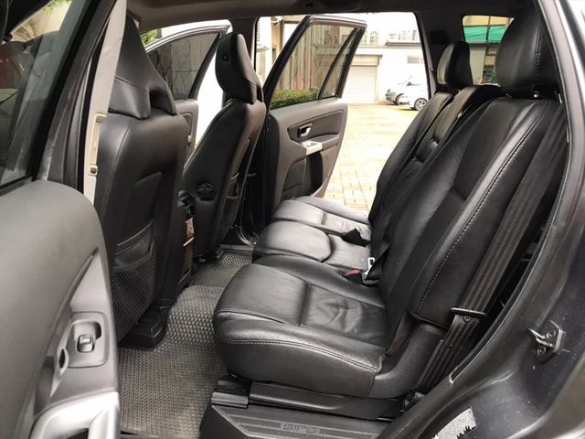 XC90頂級款,渦輪。4WD   七人座  第8張相片