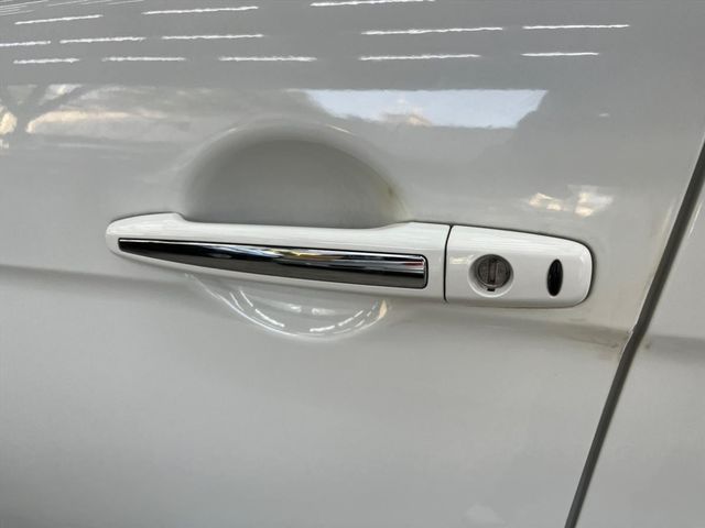摸門 免鑰匙 電動椅 主機 倒車 恆溫  第16張相片