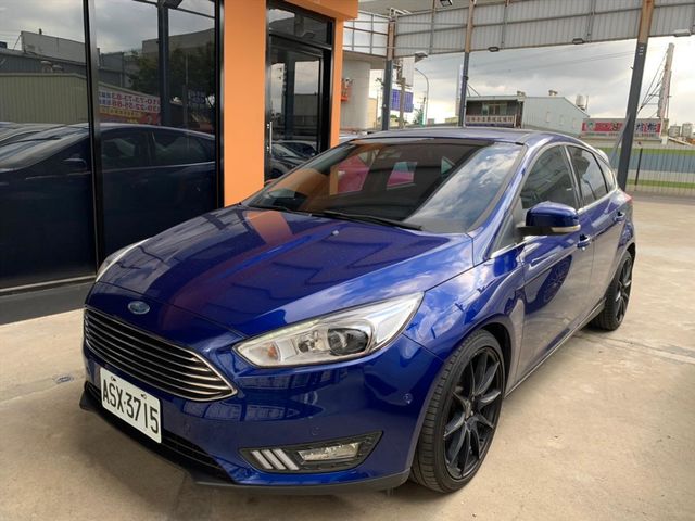 FORD FOCUS  第1張相片