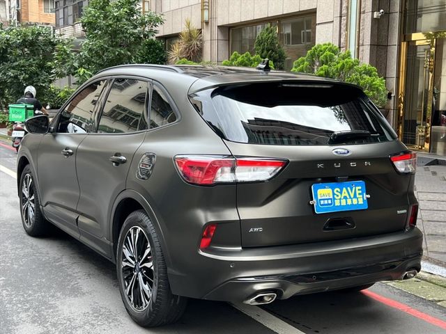 ST-LINE 僅跑一萬 全車貼膜  第6張相片