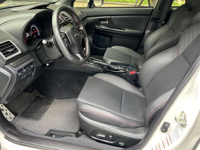 WRX 僅跑三萬 新車保固中  第10張相片